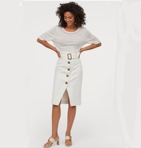 NWT H&M Skirt With Belt